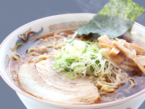 白糸の滝ドライブインレストラン　白糸醤油ラーメン　700円