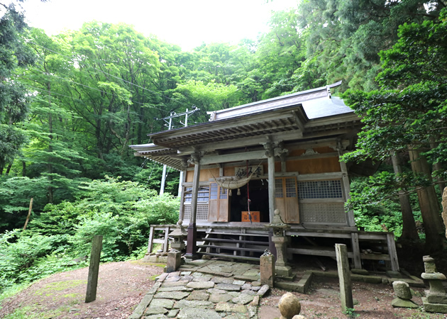 慈恩寺　千年の歴史を刻む東北の巨刹