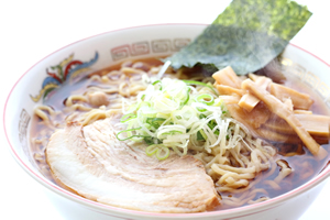 満々ラーメン800円　ラーメン700円